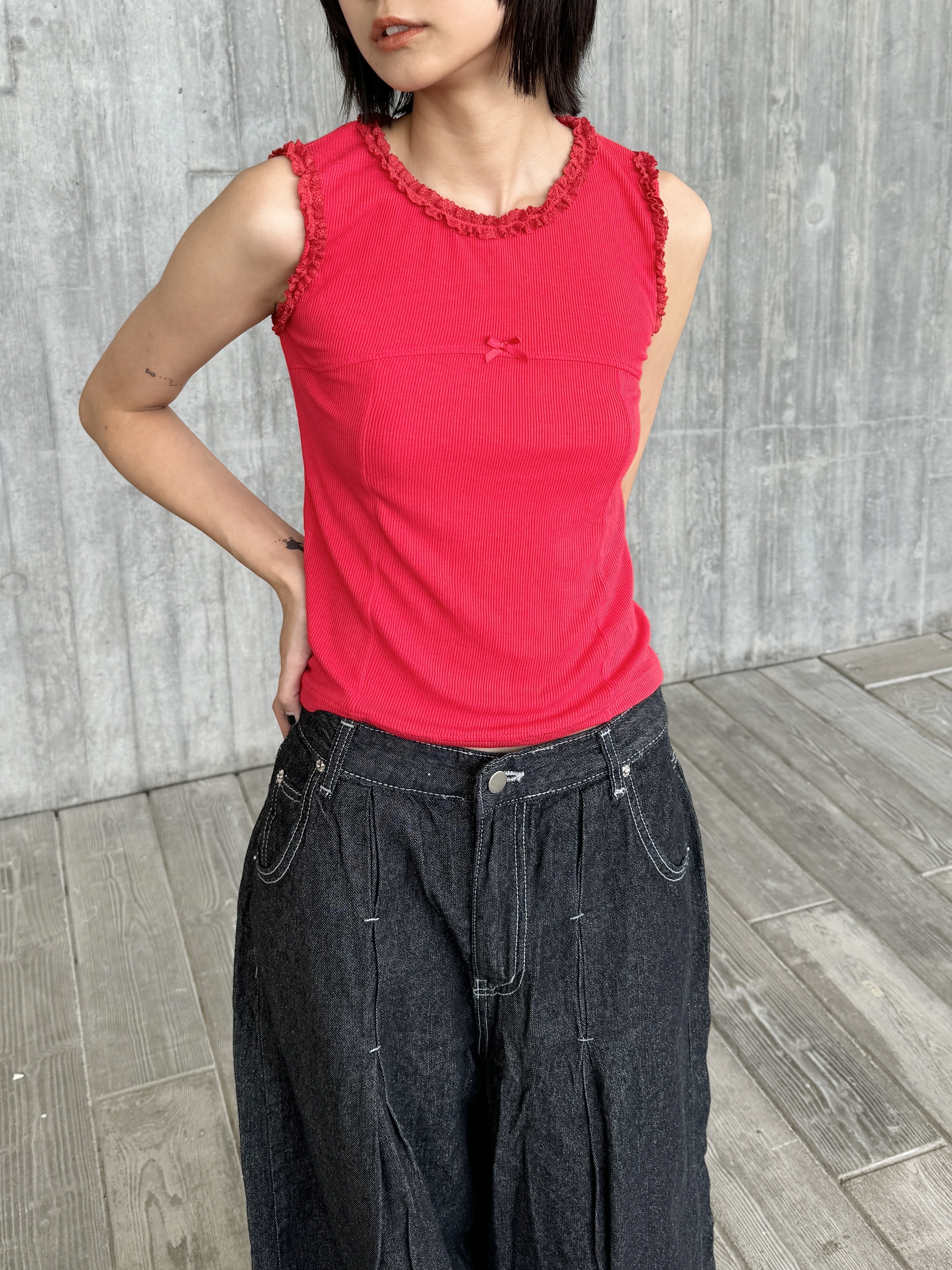 ruffle領配小蝴蝶親膚背心