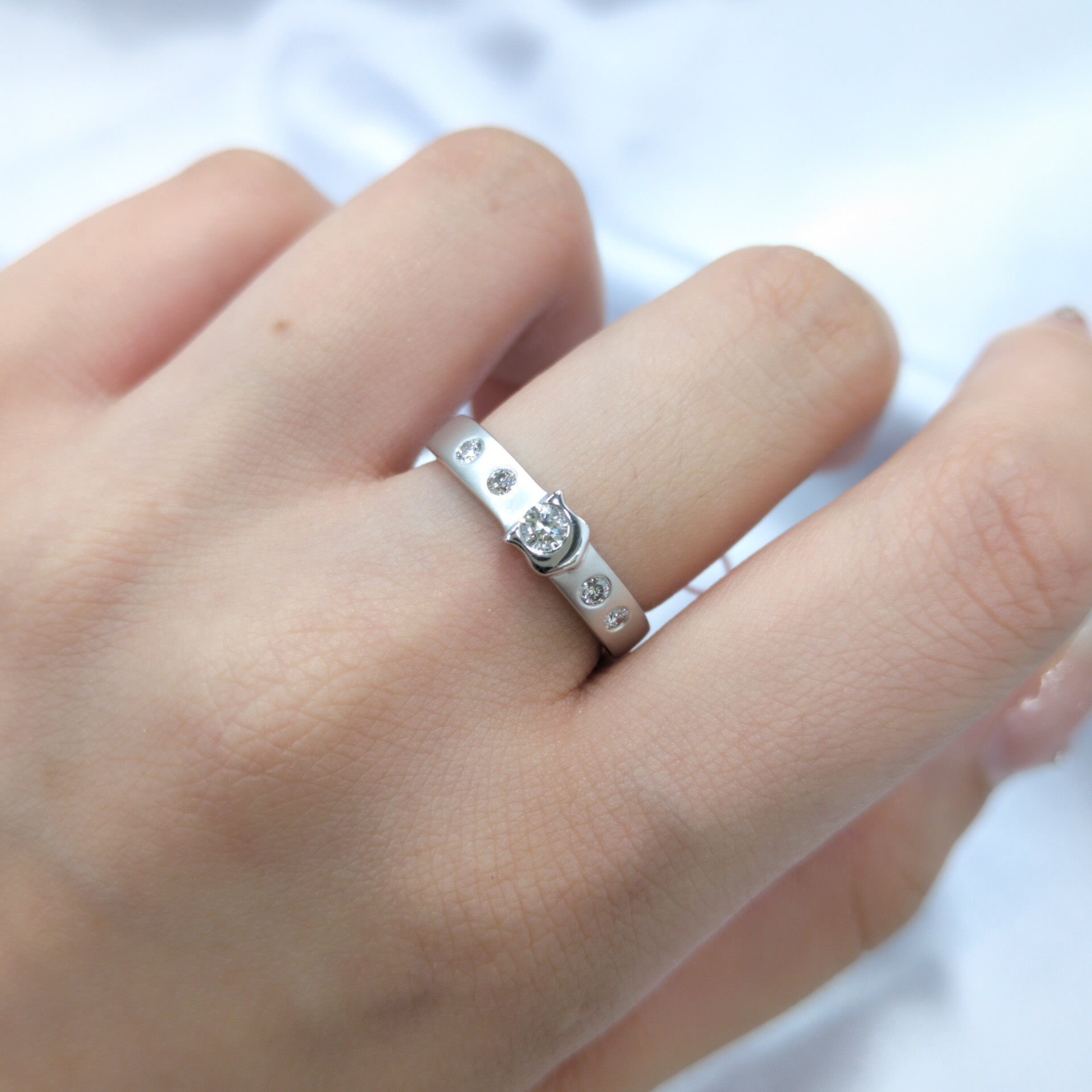 全新18K白金16份鑽石戒指