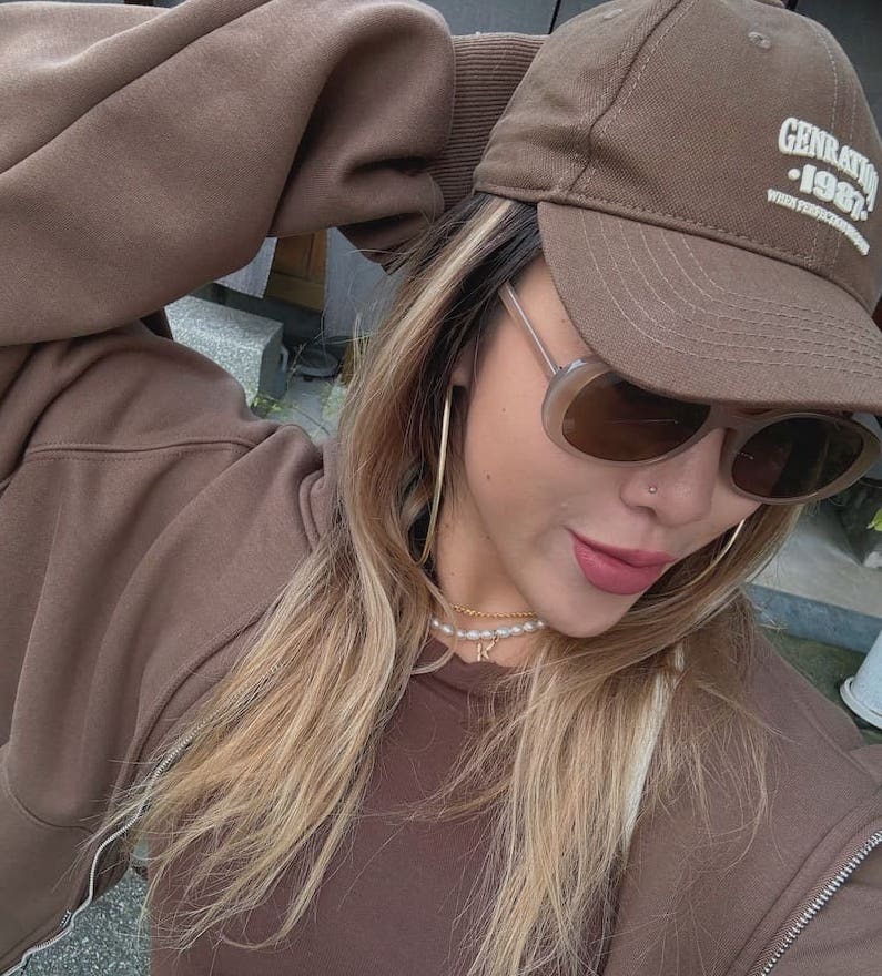 卡其奶茶標語老帽