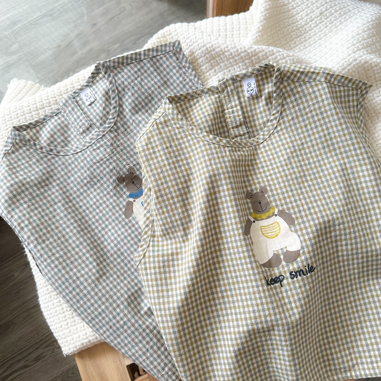 【限量】小熊格子寬肩背心