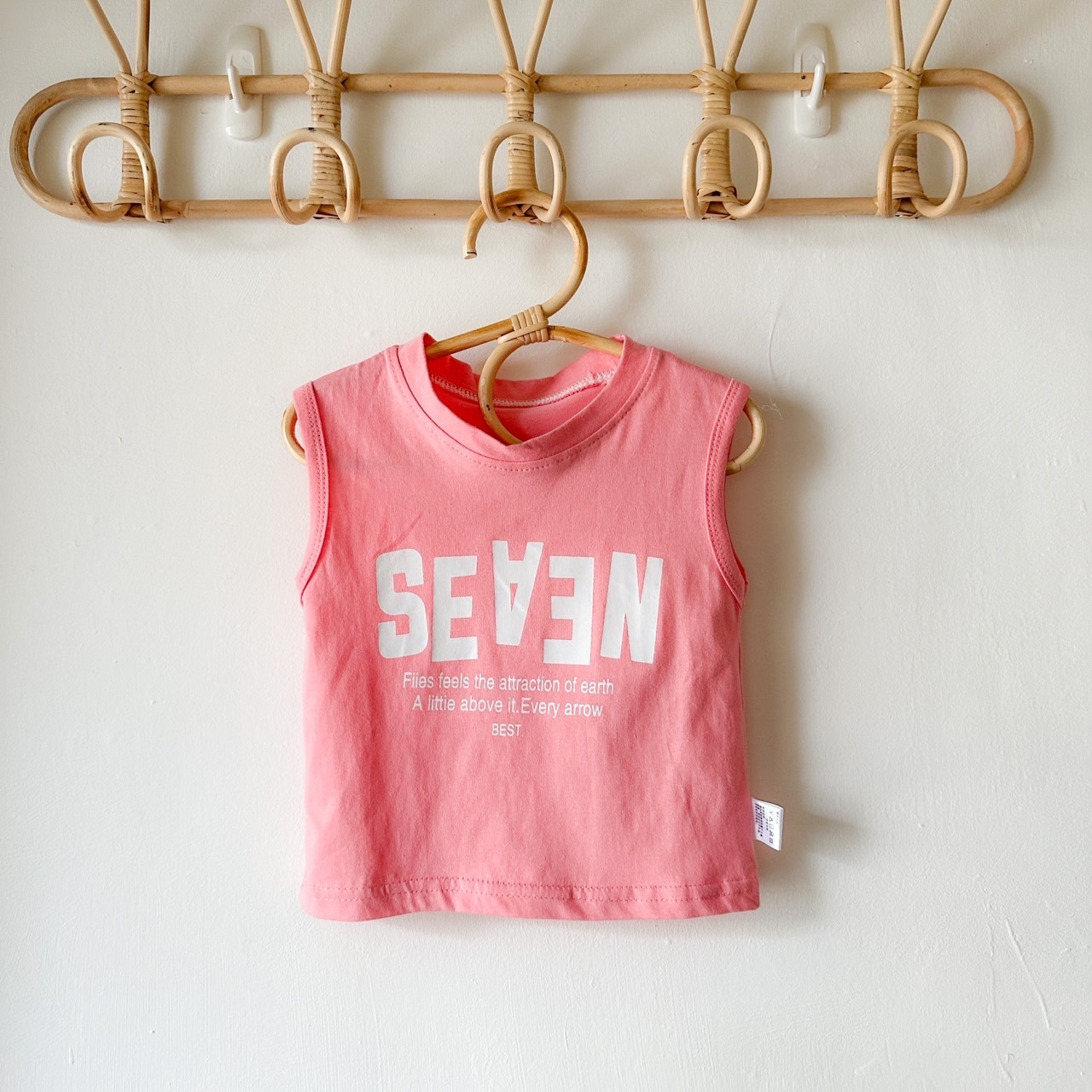 【限量】反寫字母背心