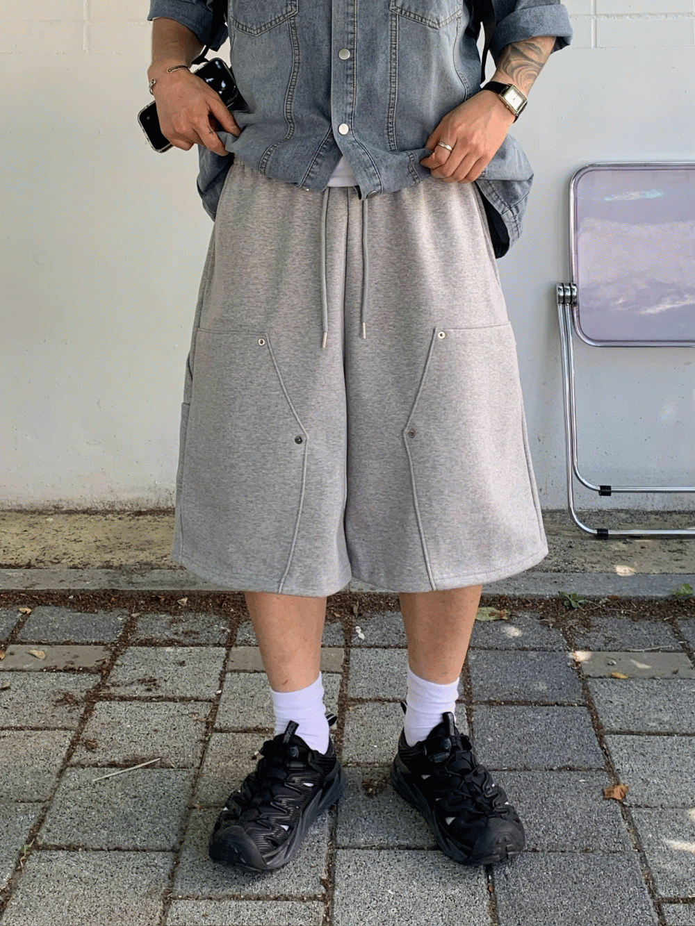 鉚釘運動寬大短褲