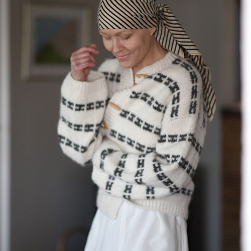 Karla Cardigan 材料包 -Isager