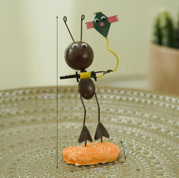 New decorative furnishings [Kite Flying Ant]