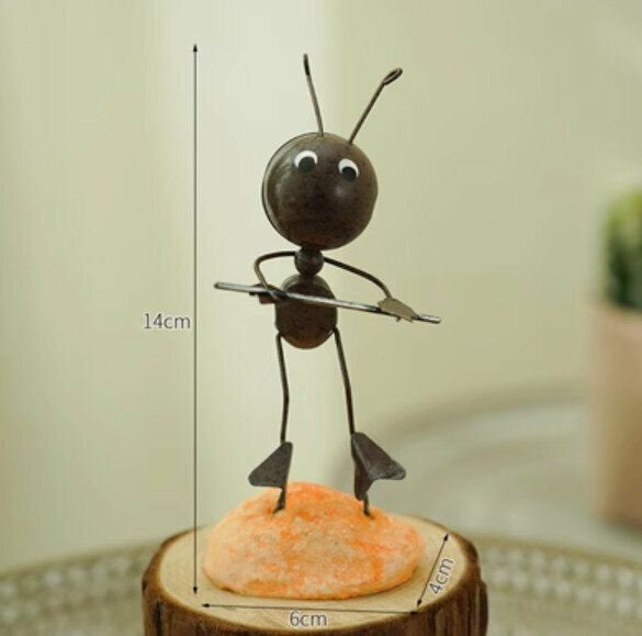 New decorative furnishings [Flute-playing Ant]