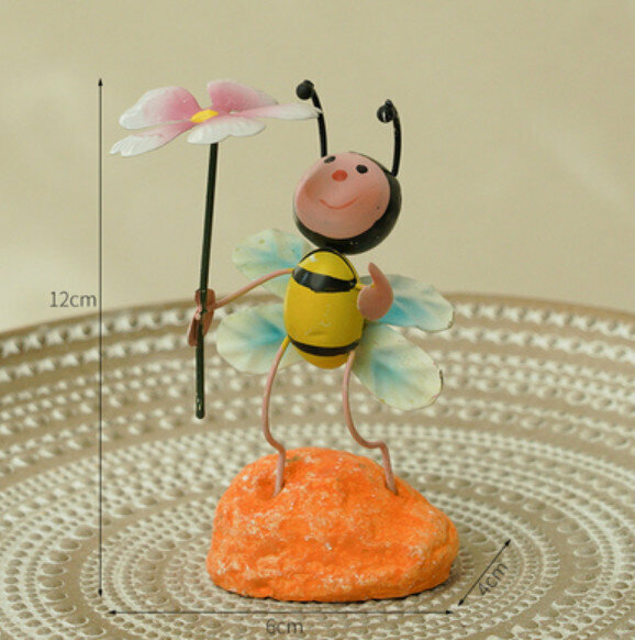 Popular decorative furnishings [Little Flowers and Little Bees]