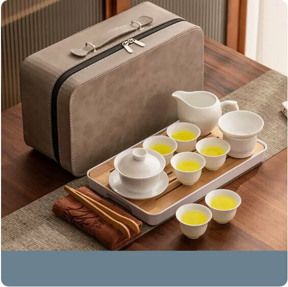 爆款戶外便攜式蓋碗白瓷茶具套裝【高白瓷《矮蓋碗》風鈴杯錦雲公杯10件套+小長方密胺盤+旅行包灰+茶巾茶夾】