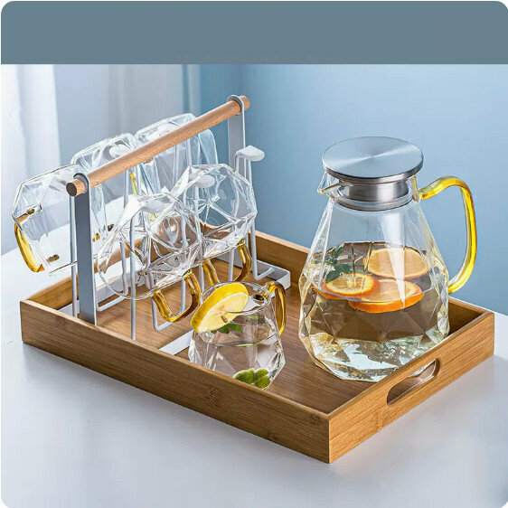 爆款家用玻璃耐高溫泡茶壺紮壺水杯套裝【金色《鑽石》涼水壺1.8L+6杯+白色高杯架+手拉托盤】