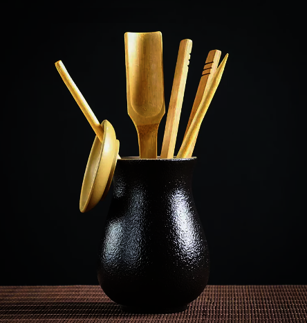 Popular ceramic tea set accessories tea ceremony six gentlemen set (Yahei Lubao) height 9.6CM width 7.1CM