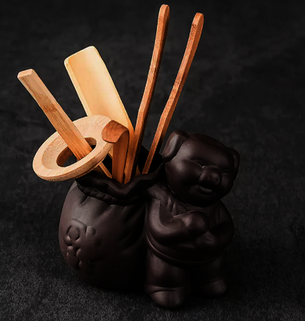 New ceramic tea set accessories tea ceremony bamboo six gentlemen set (purple sand lucky bag pig)