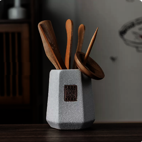 New ceramic tea set accessories tea ceremony bamboo six gentlemen set (six square window grille white jar) height 18CM width 7.2CM