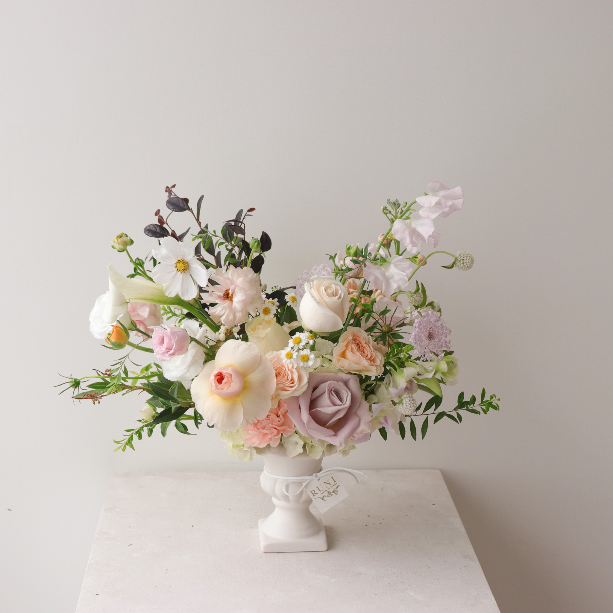 紫熠粉光-客製冠軍杯桌花