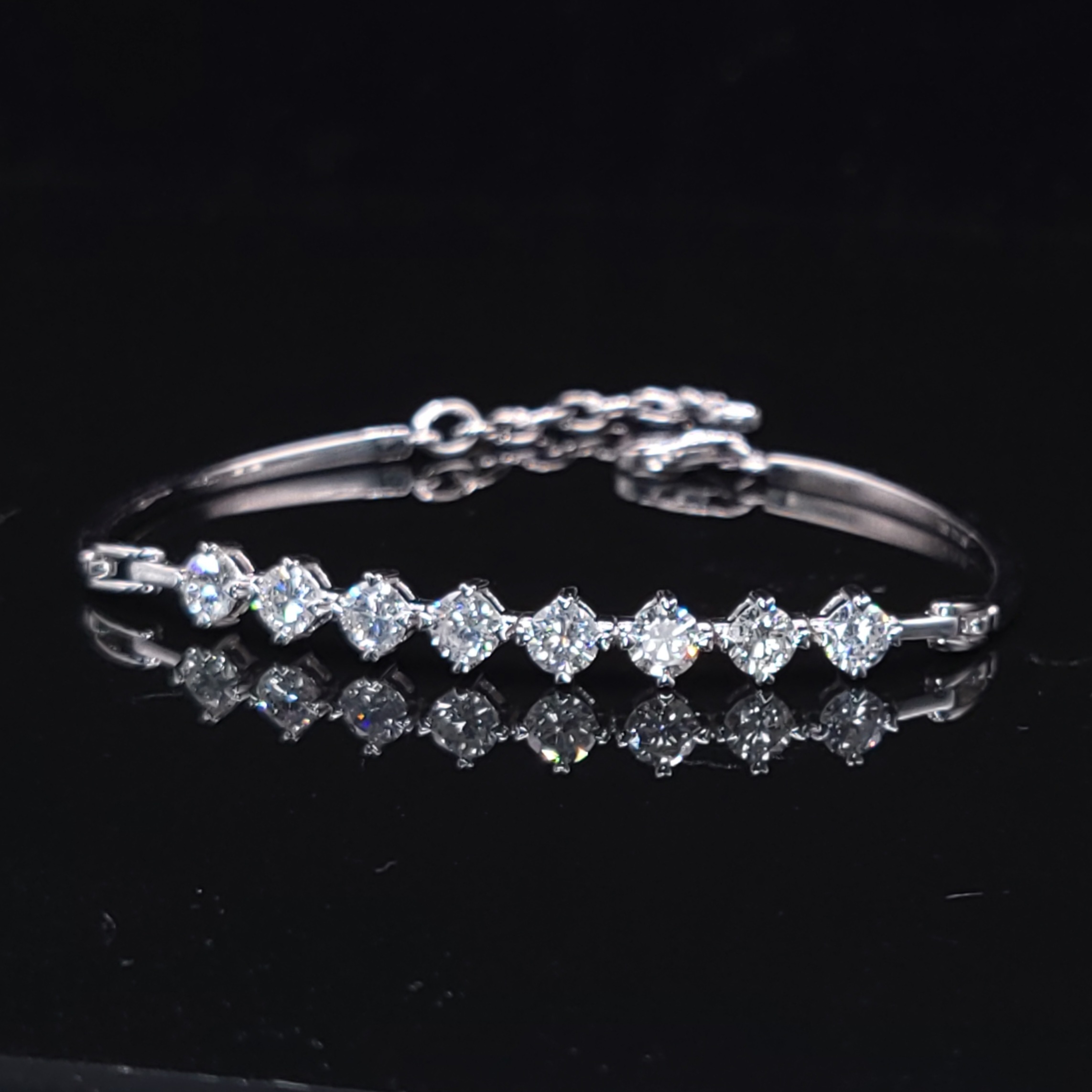 全新18K白金1卡59份4爪鑽石軟鍊鈪