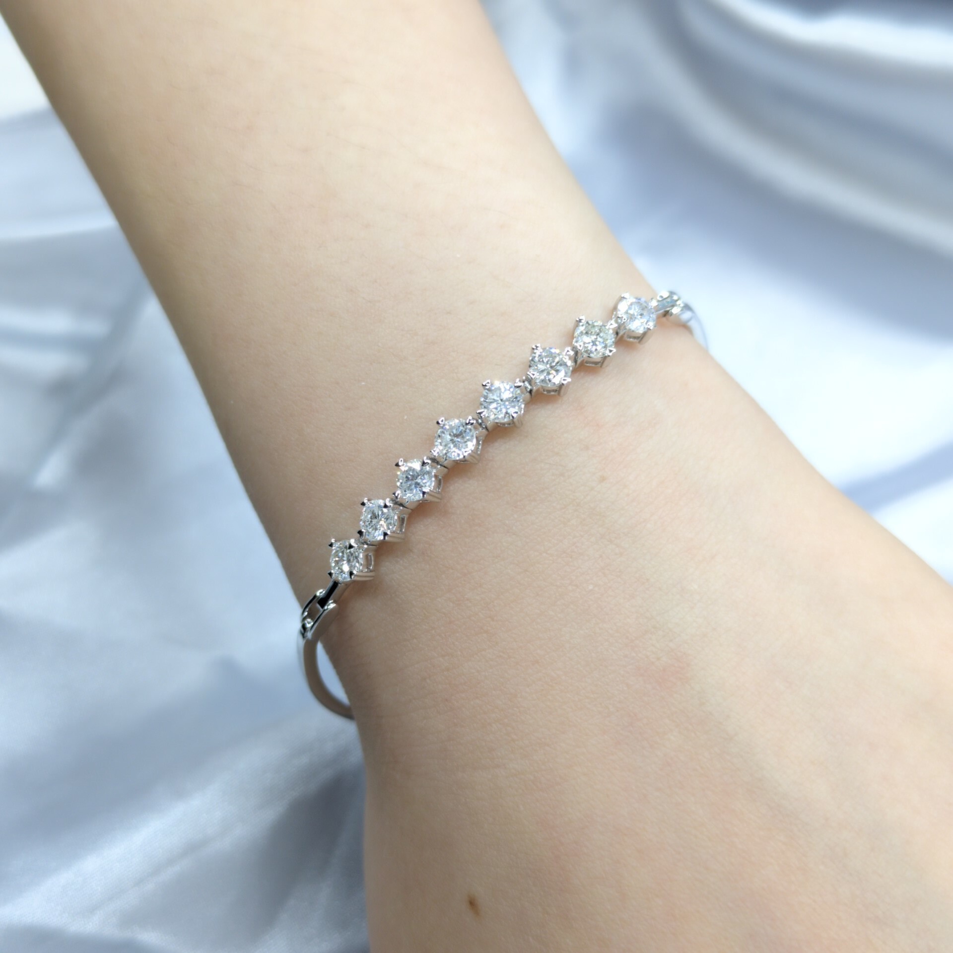 全新18K白金1卡59份4爪鑽石軟鍊鈪