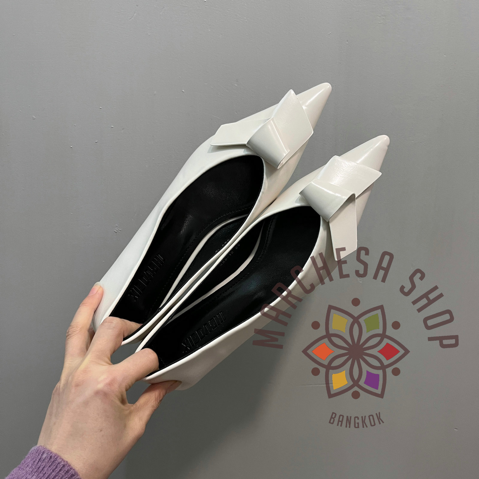 S3132 - 牛皮立體扭結尖頭平底鞋