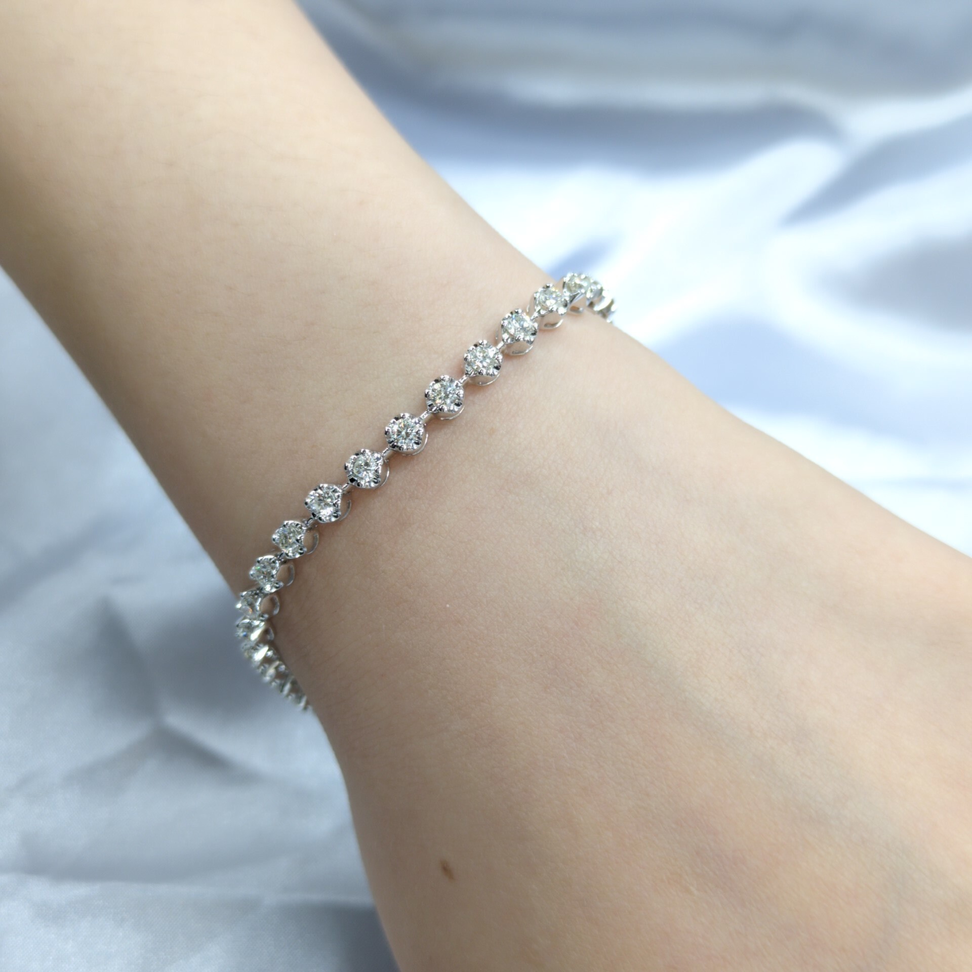 全新18K白金2卡6份4爪鑽石手鍊