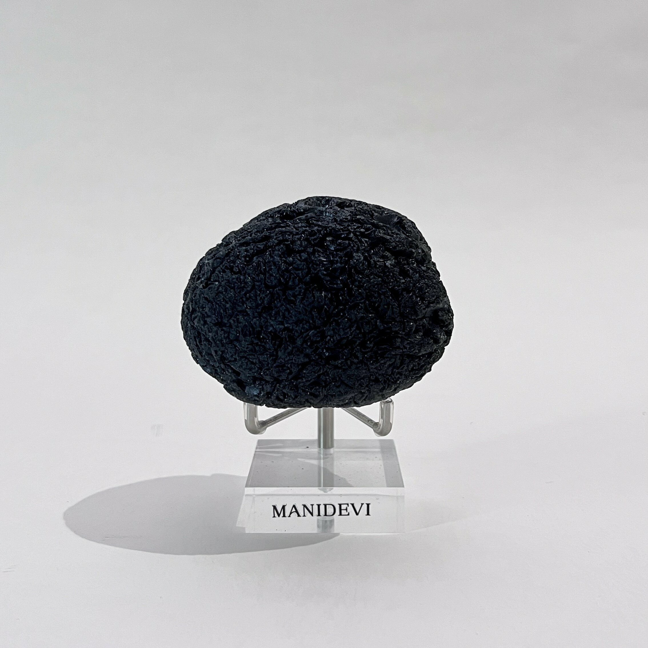 轉運黑隕石 Meteorite