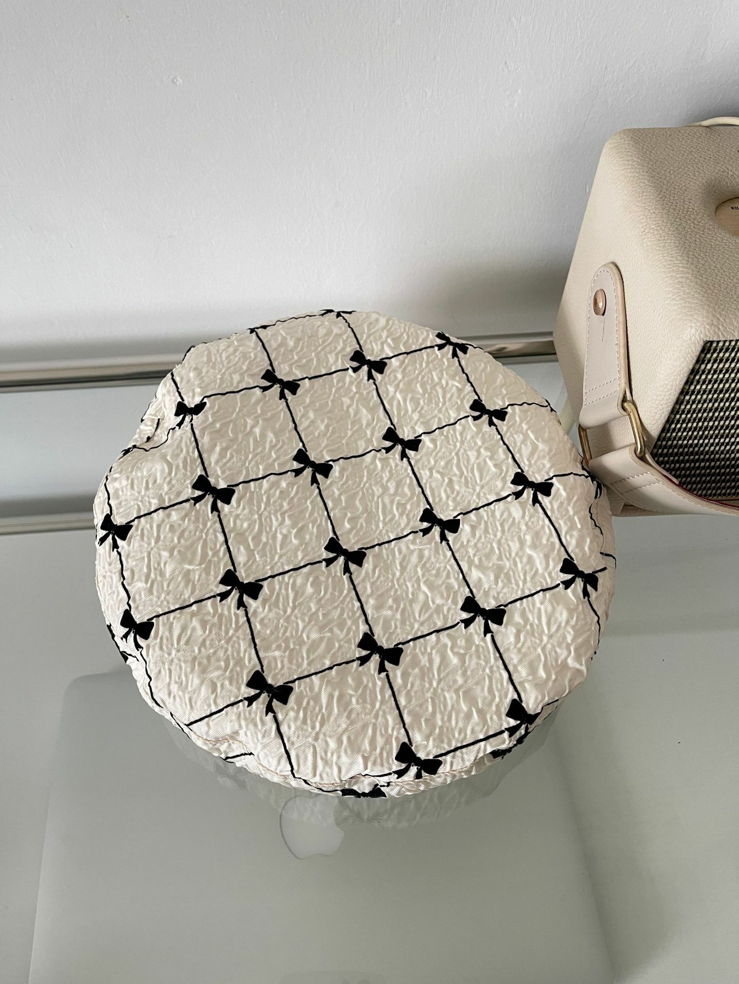 蝴蝶結刺繡貝雷帽(3色)