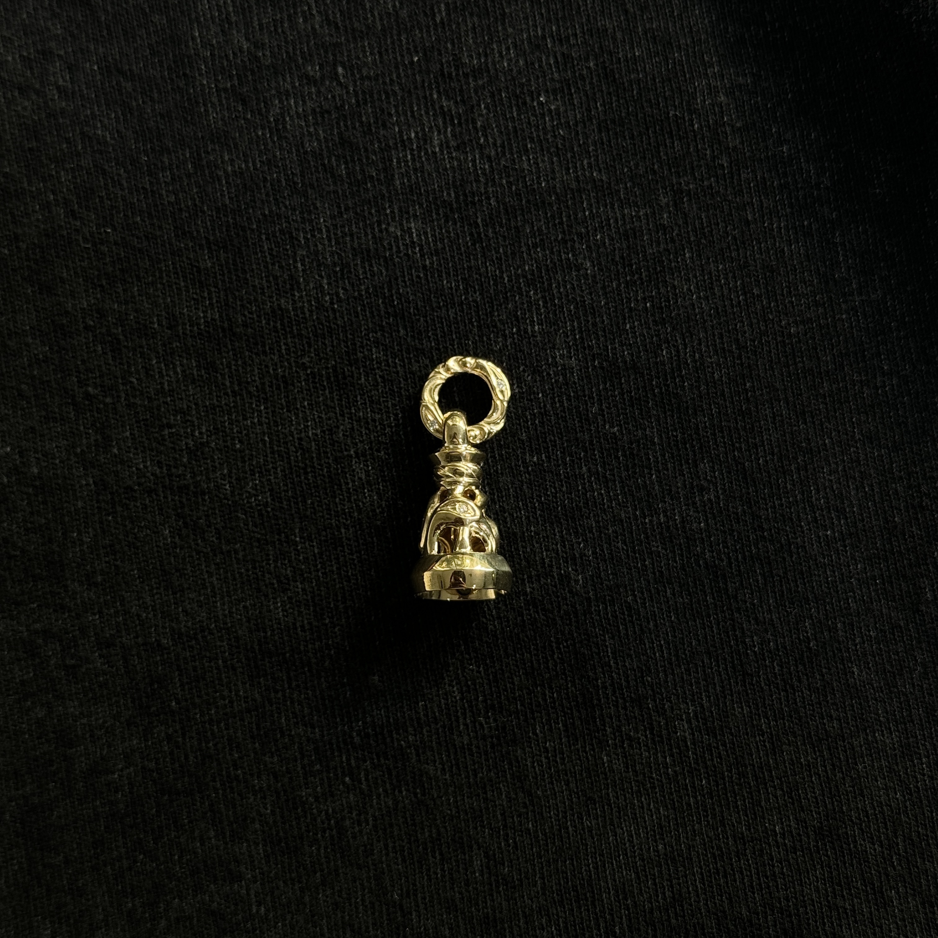 18K Dove Bell  w/4 Diamonds