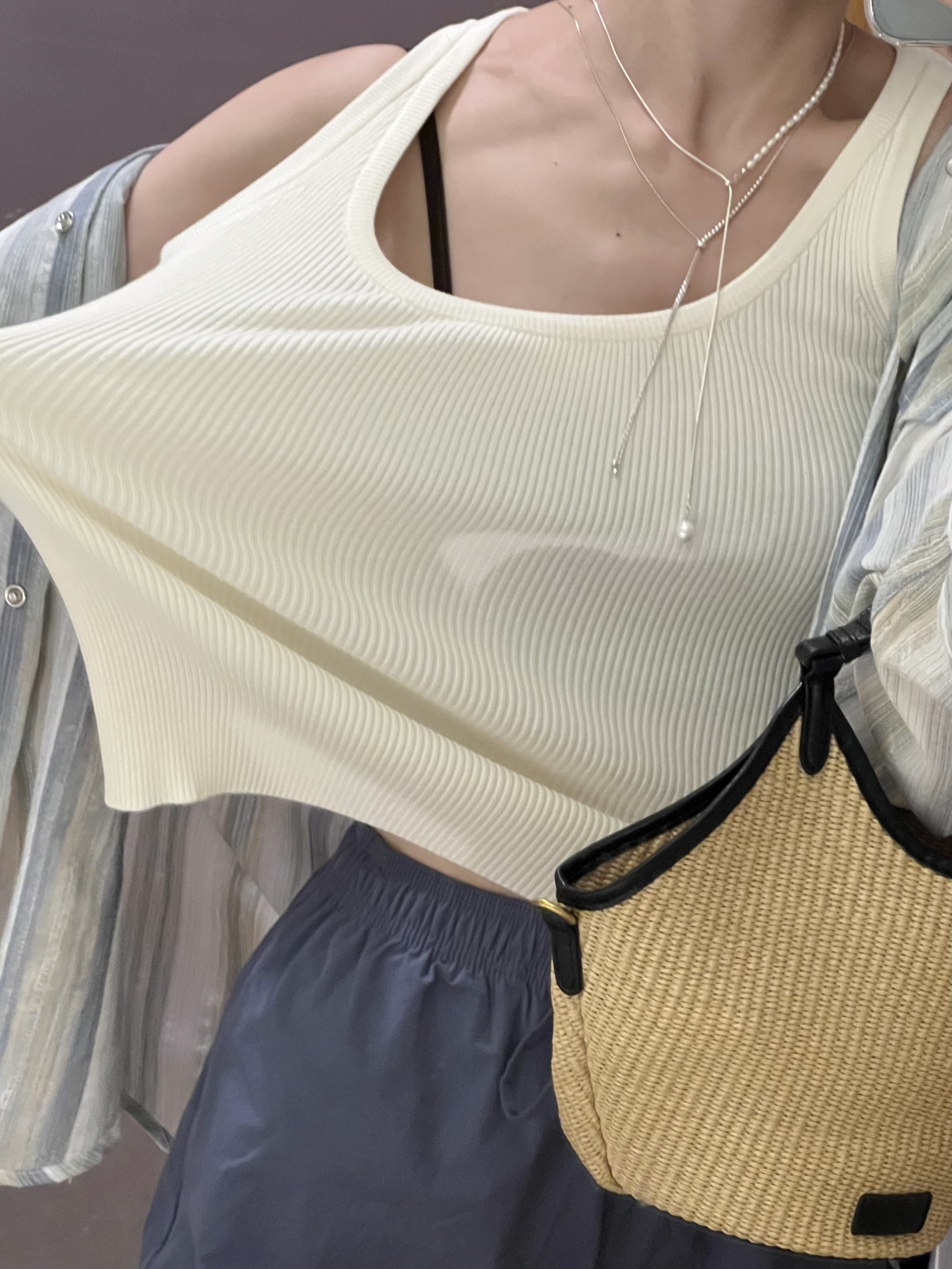 韓國空氣舒芙蕾爆彈針織背/3色均碼/米白