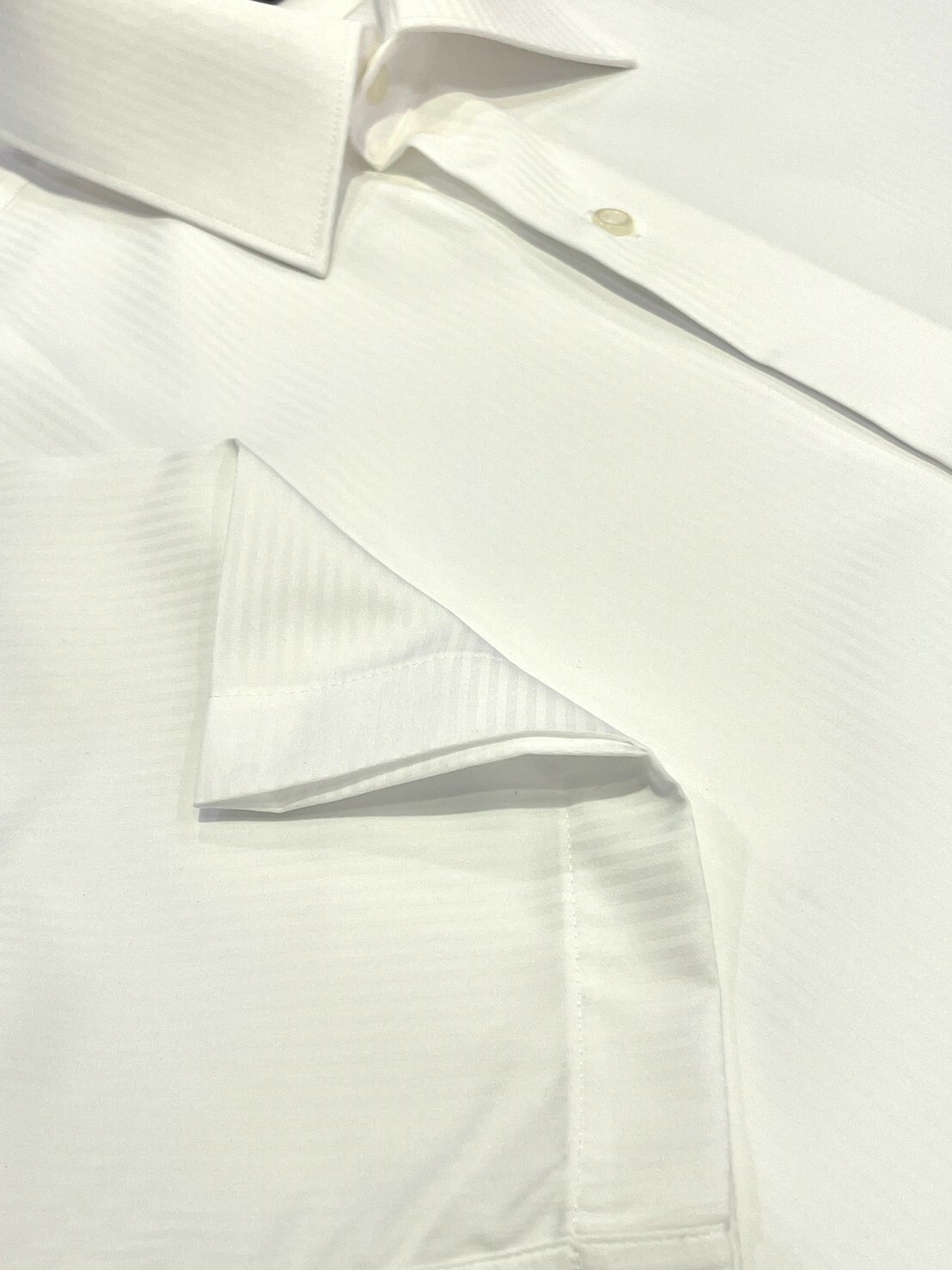 白色直條紋大尺碼男短袖襯衫05