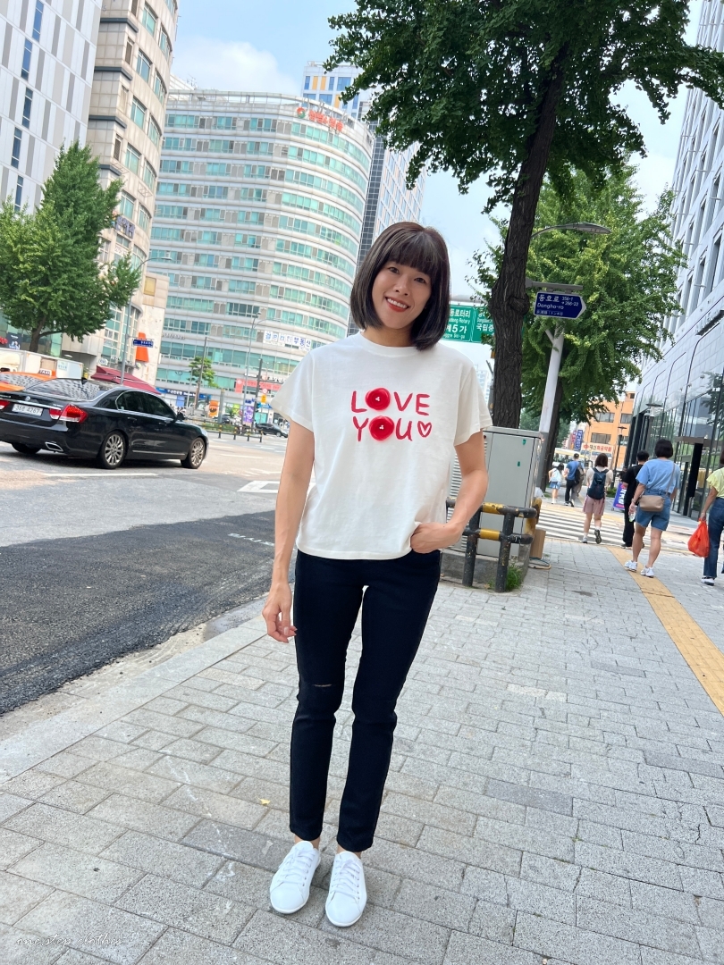 正韓LOVE YOU立體花朵釘珠T