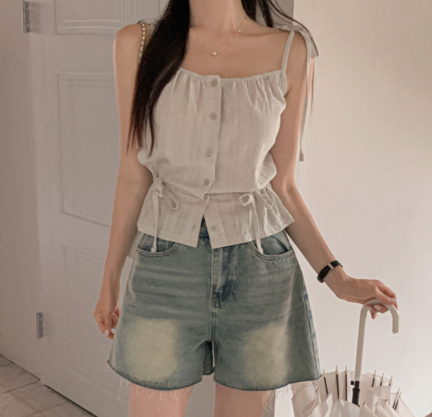 牛仔短褲