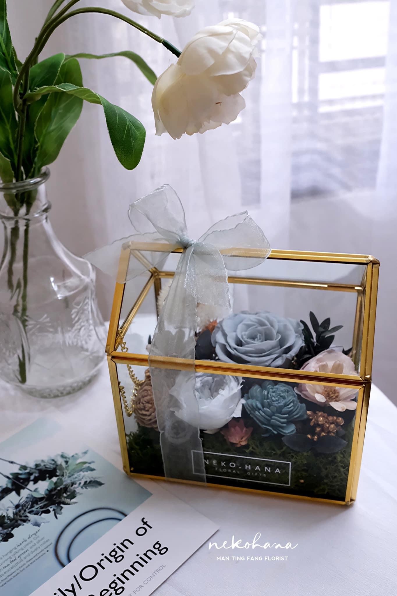 金邊玻璃屋*低彩度色系