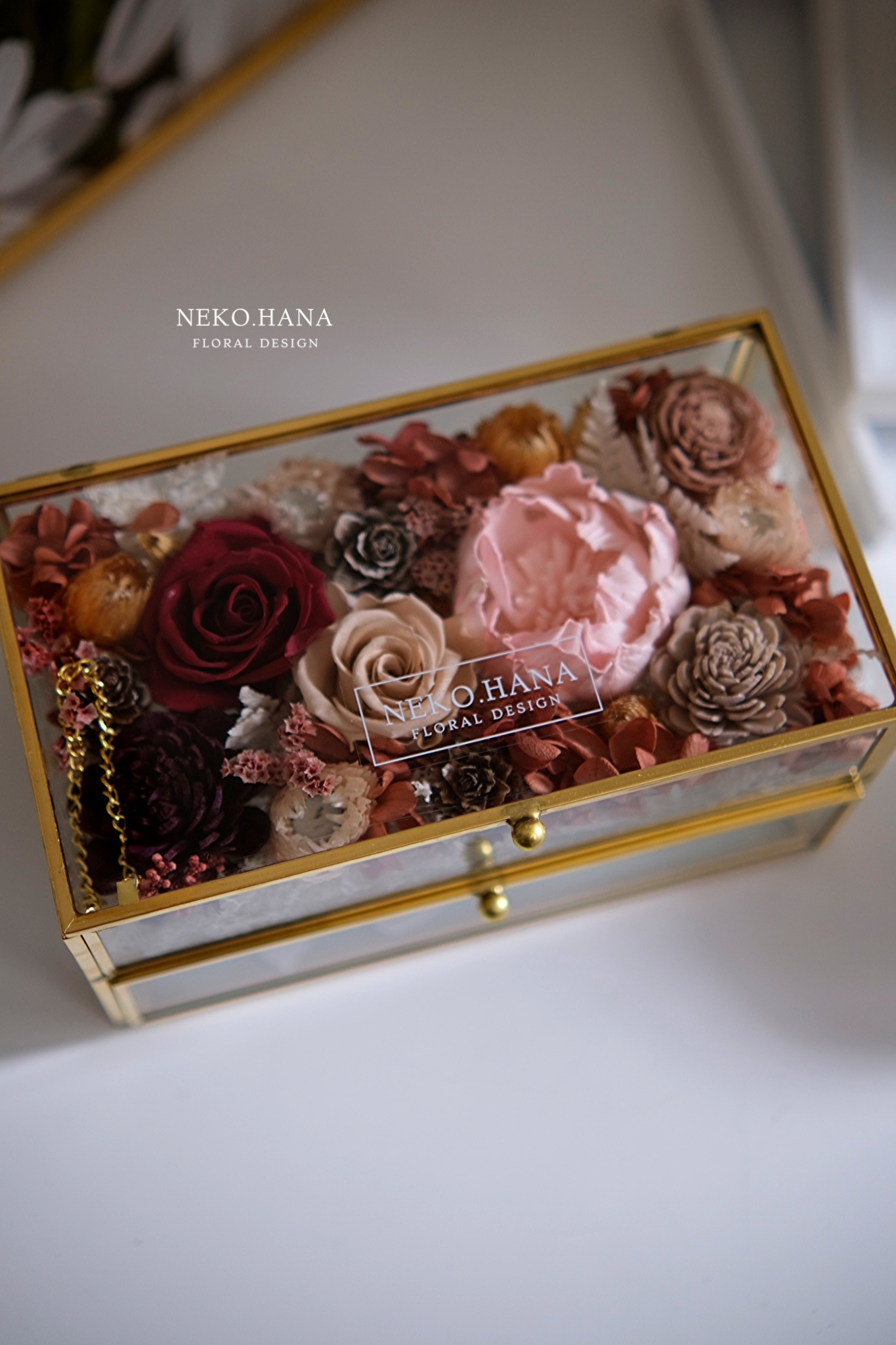 紅裸色金邊首飾收納盒