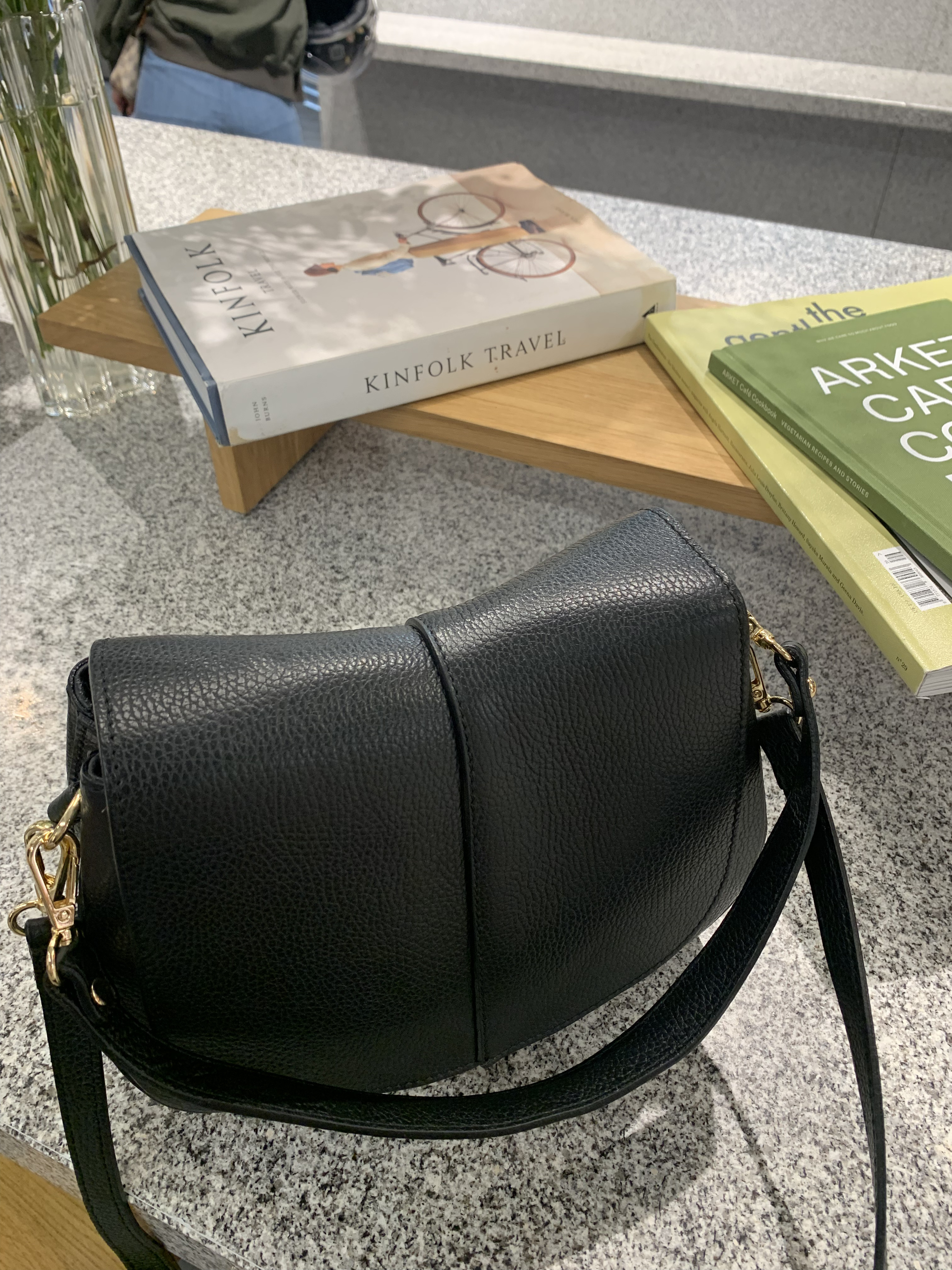 Cherry Paris Leather Layana 4137 Noir 黑色