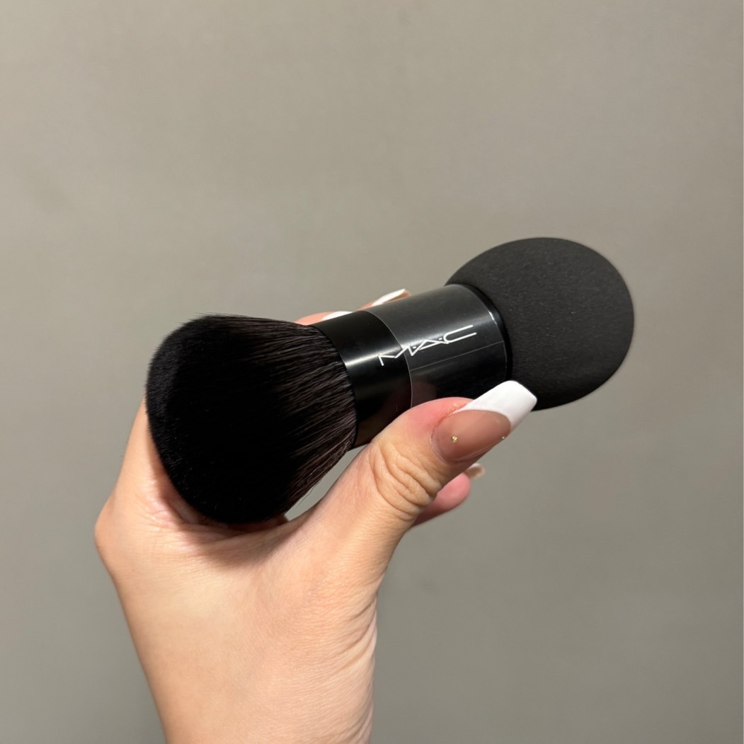 M.A.C 雙頭刷具