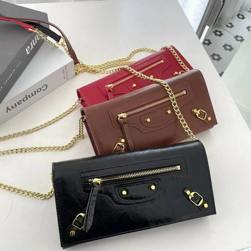 油蠟牛皮鉚釘機車包長夾/WOC(多色)