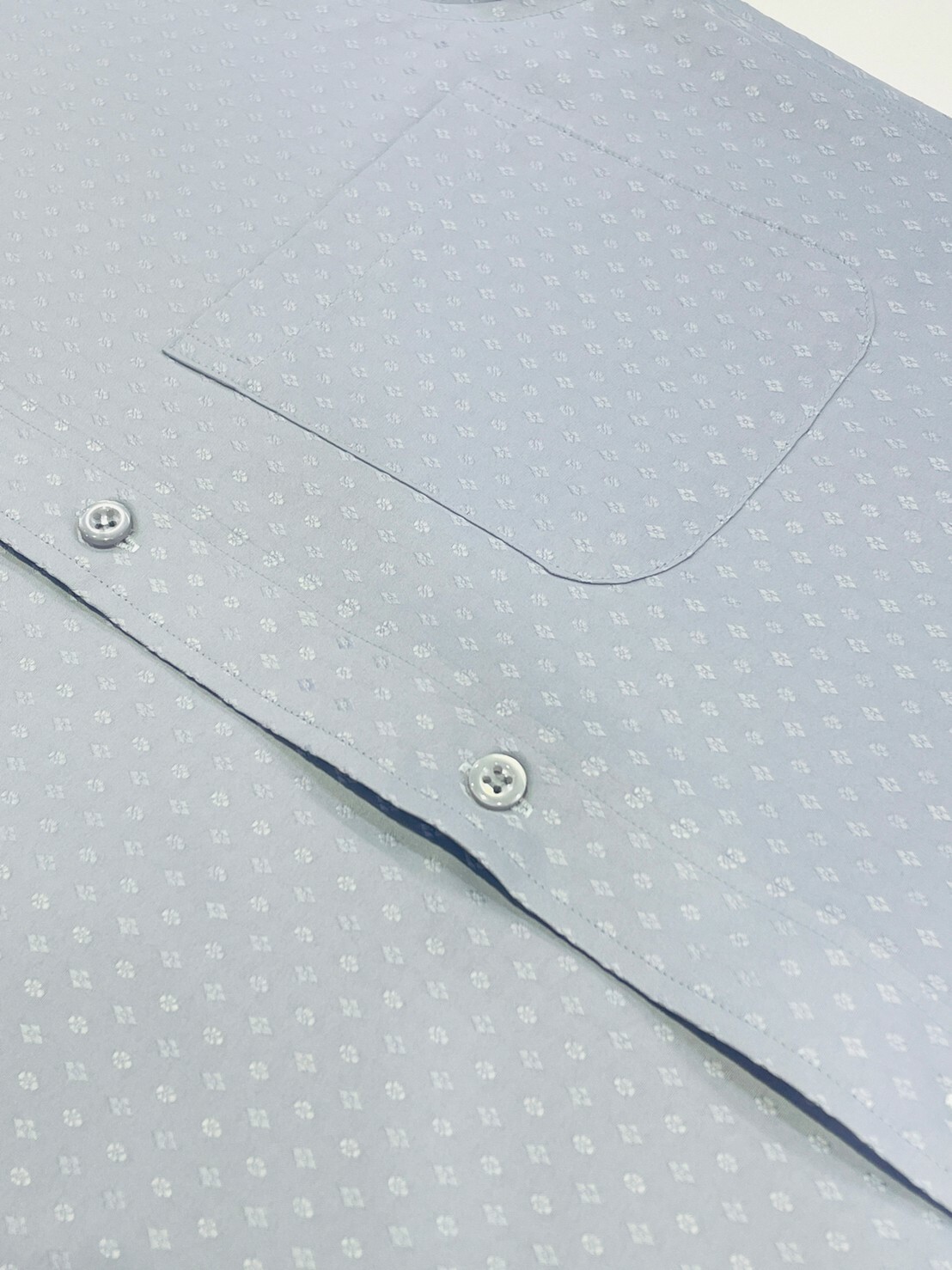 藍色緹花短袖襯衫 03