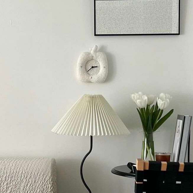 《4489》ins 超可愛毛茸茸蘋果時鐘(附掛繩)