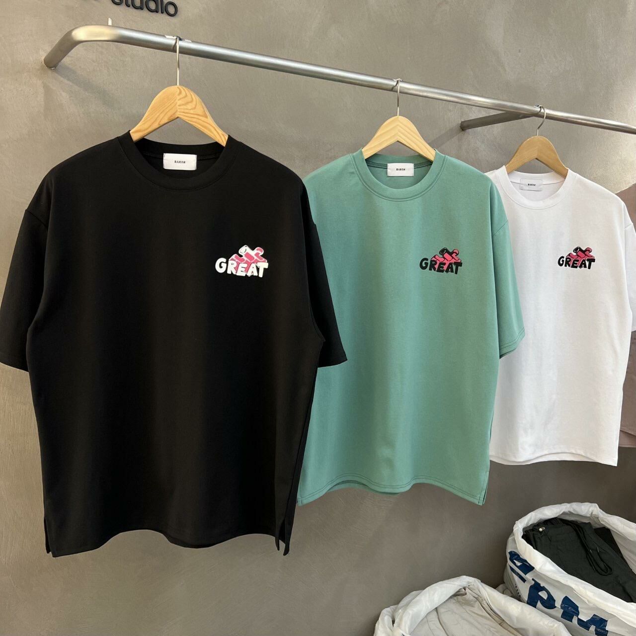 英文字圖案短袖Tee BARON-093T