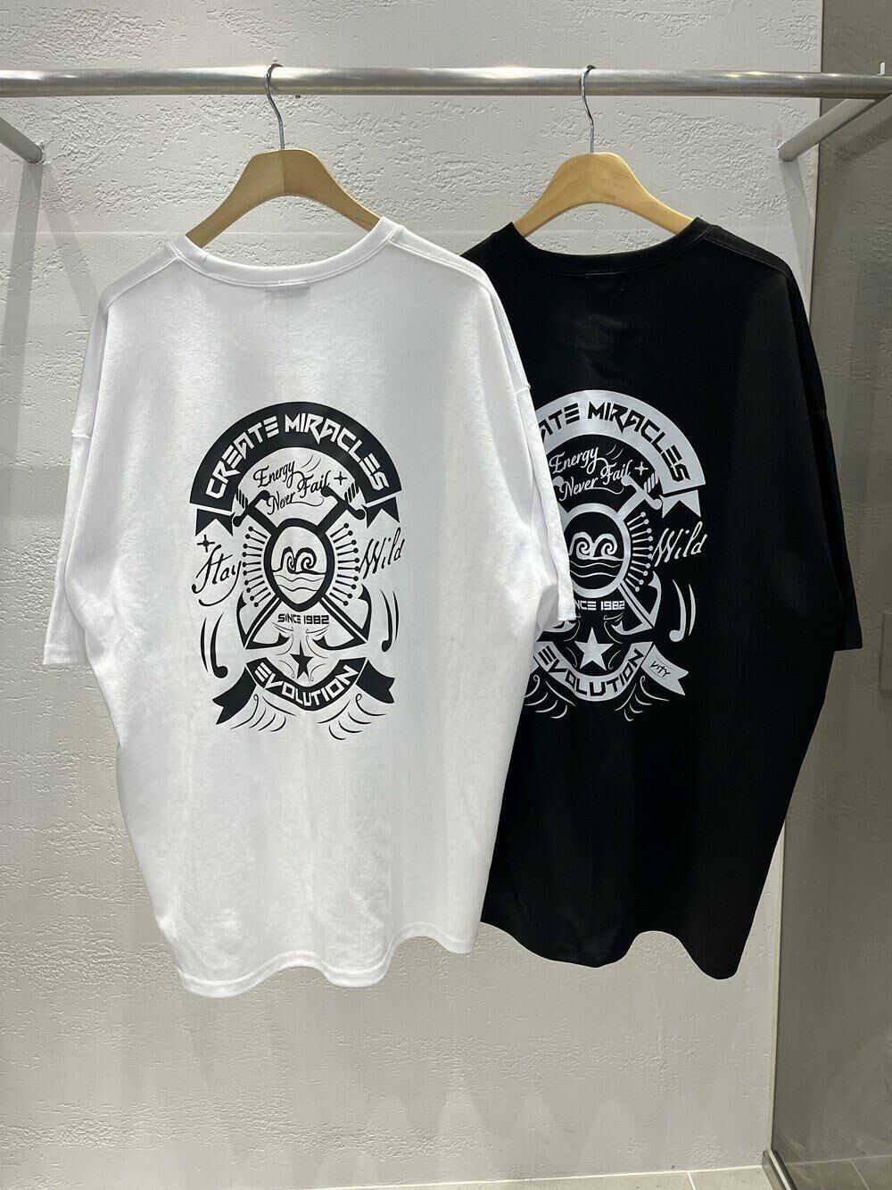 OverSize英文字圖案短袖Tee 10.GVTY-0143T