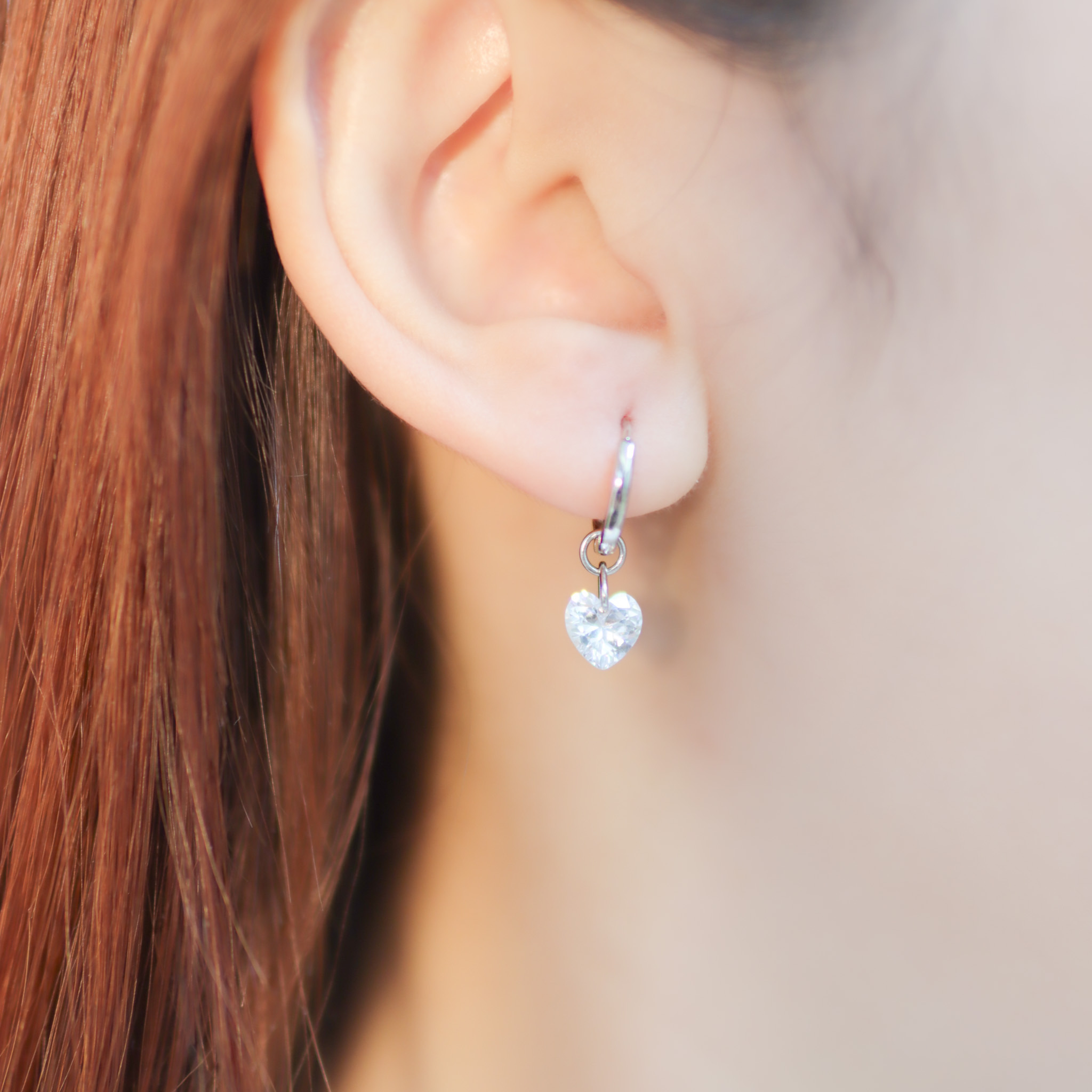 | 925 Silver・White Gold | Love At The Moment Earrings | EA0796 |