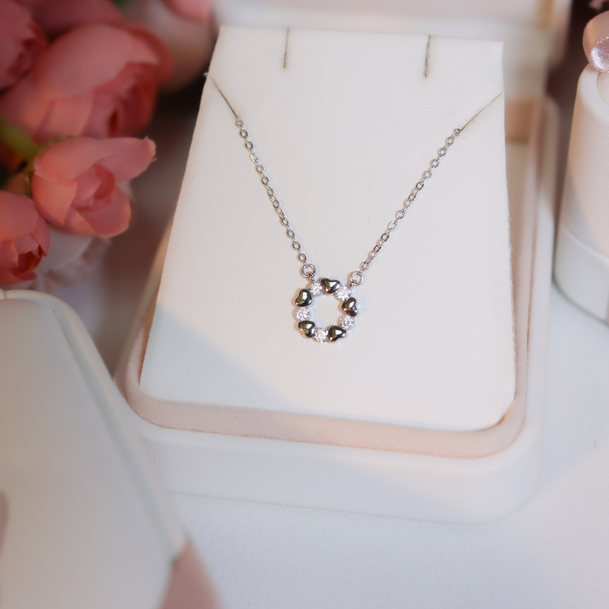 | 925 Silver・ White Gold  | Love Circle Necklace | NE1164 |