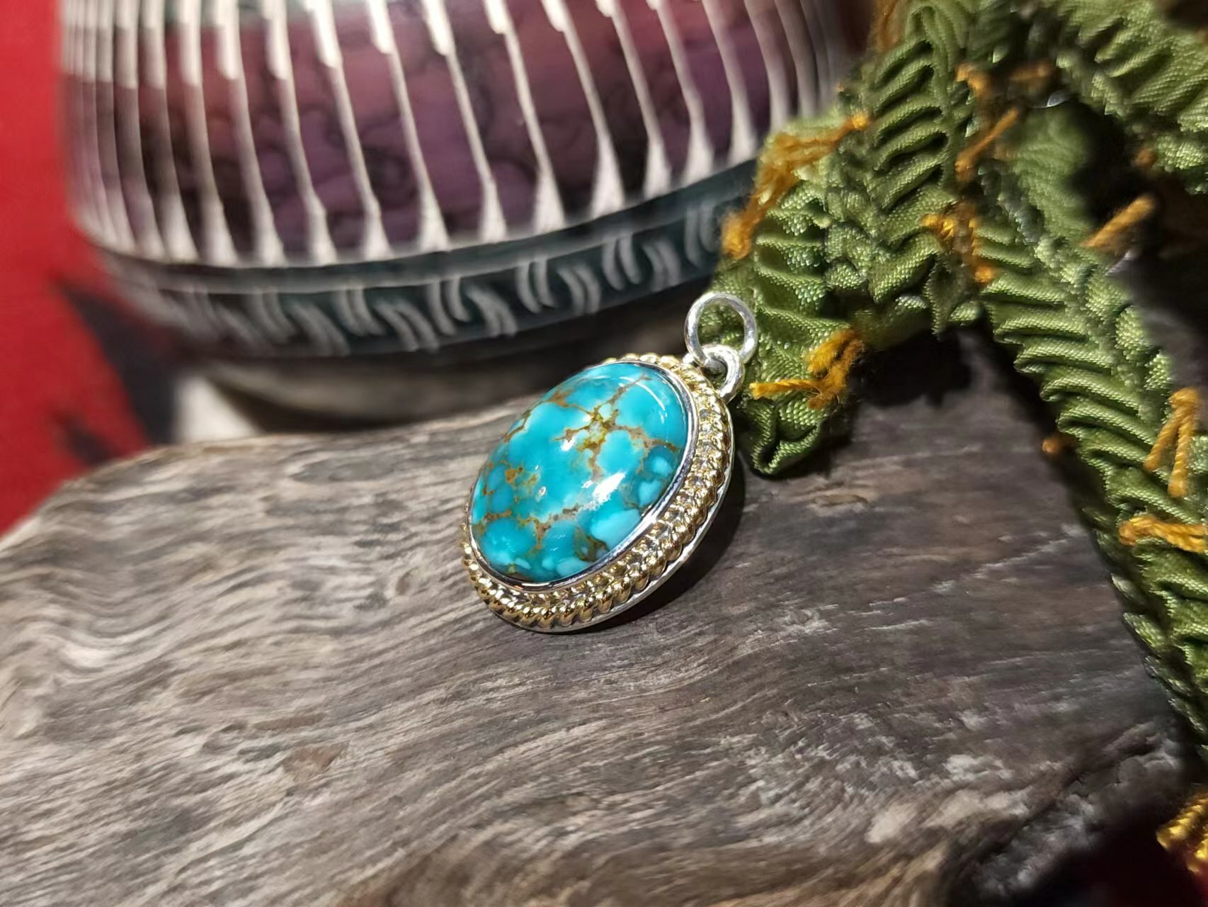 *Black Venom Jewelry- Freedom & Prayer Lone Mountain 18k金繩松石吊墜