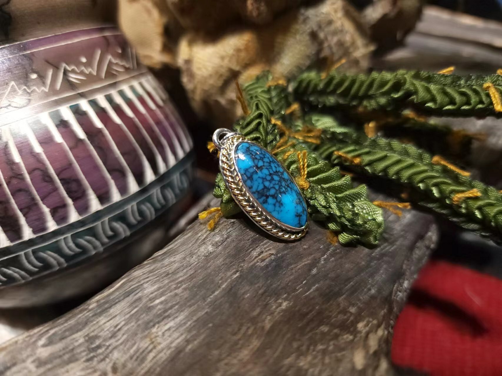 *Black Venom Jewelry- Freedom & Prayer Kingman 18k金繩松石吊墜