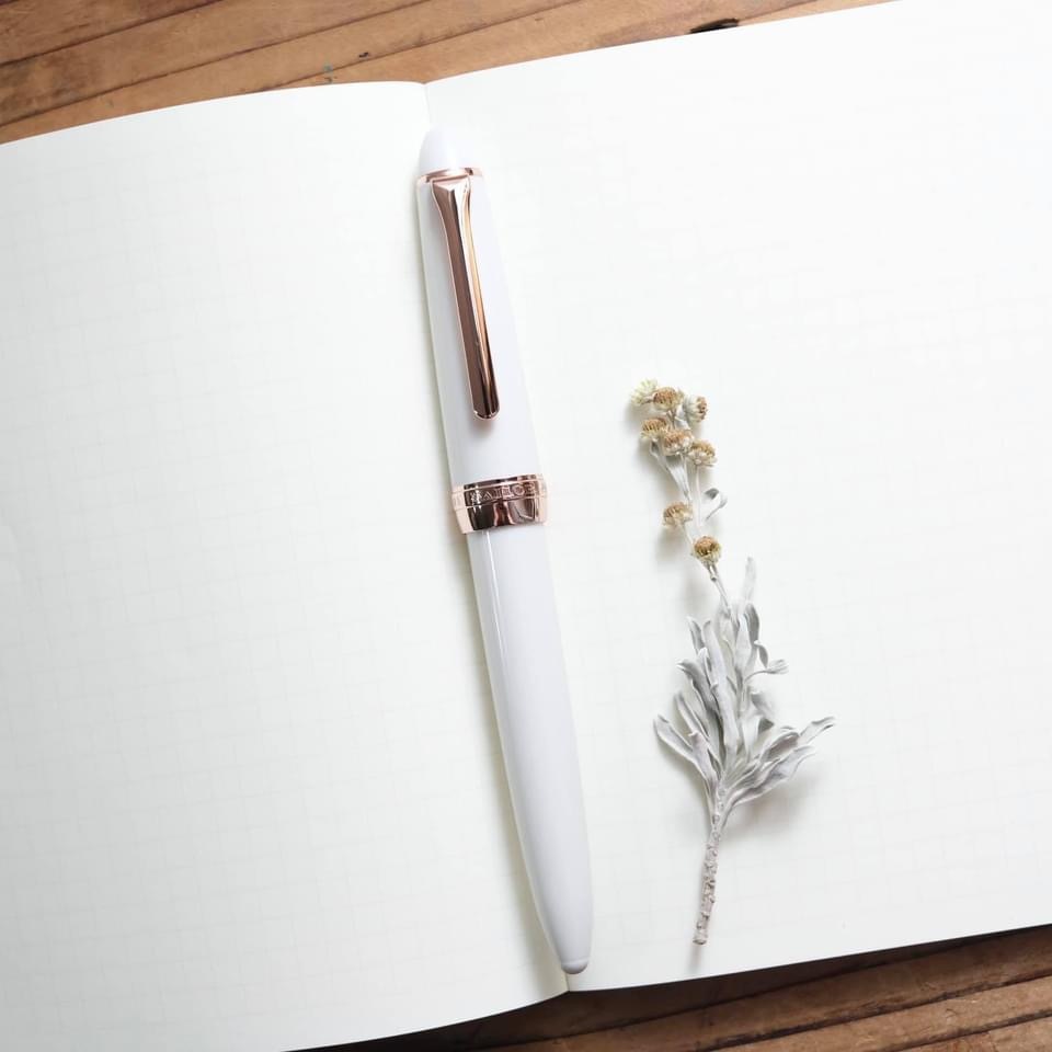 寫樂 Fasciner 玫瑰金鋼筆 (F尖 細字)