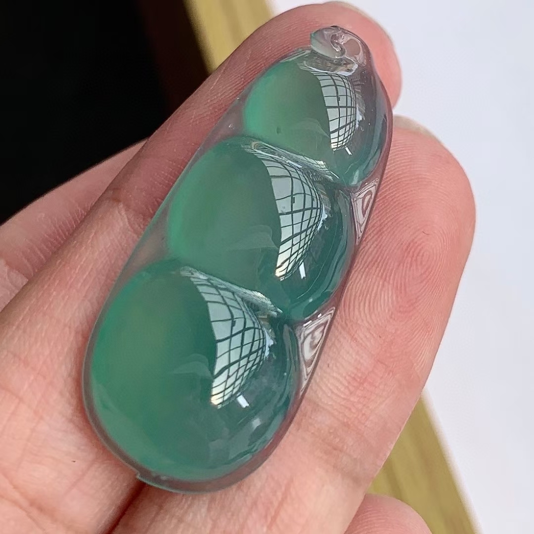 76572 翡翠冰藍福豆