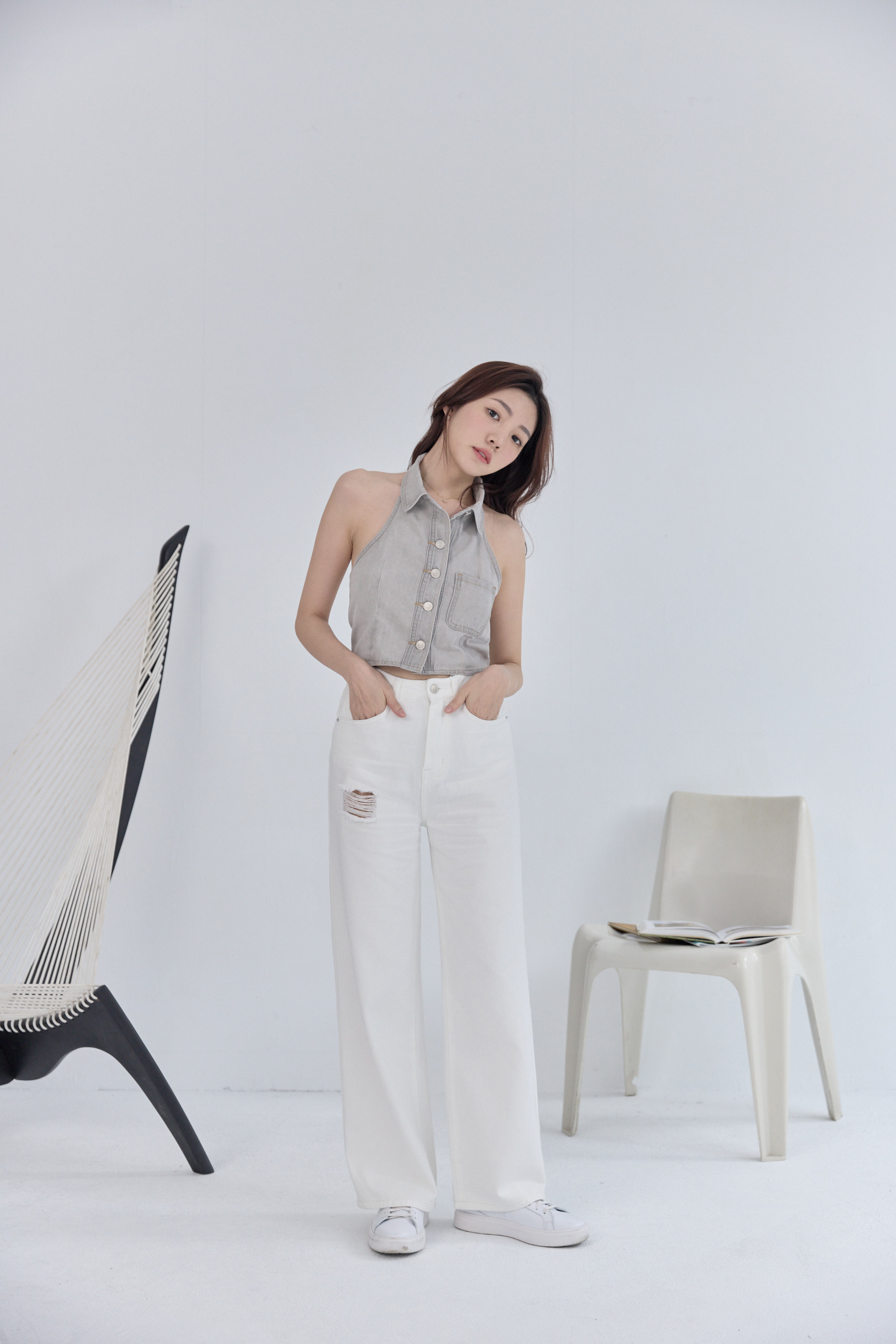 捨不得換長腿直筒白褲