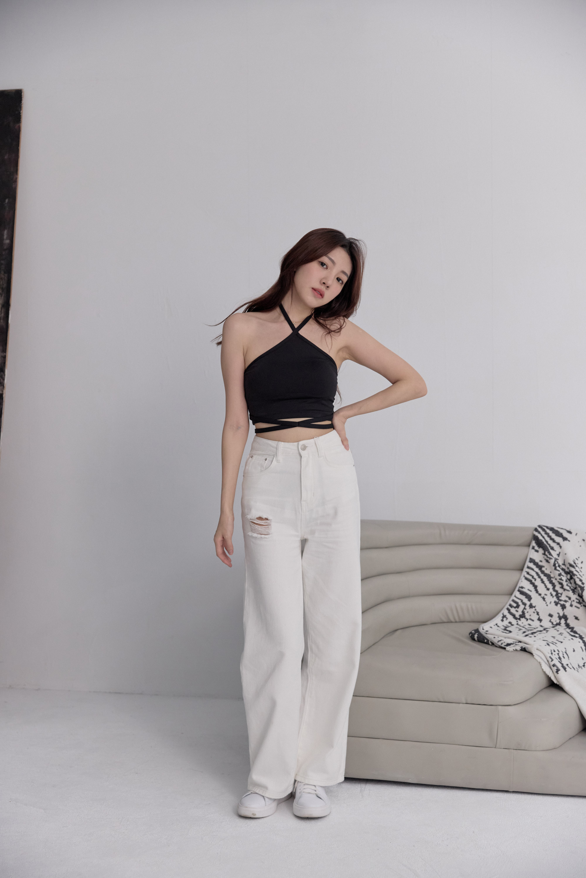 捨不得換長腿直筒白褲