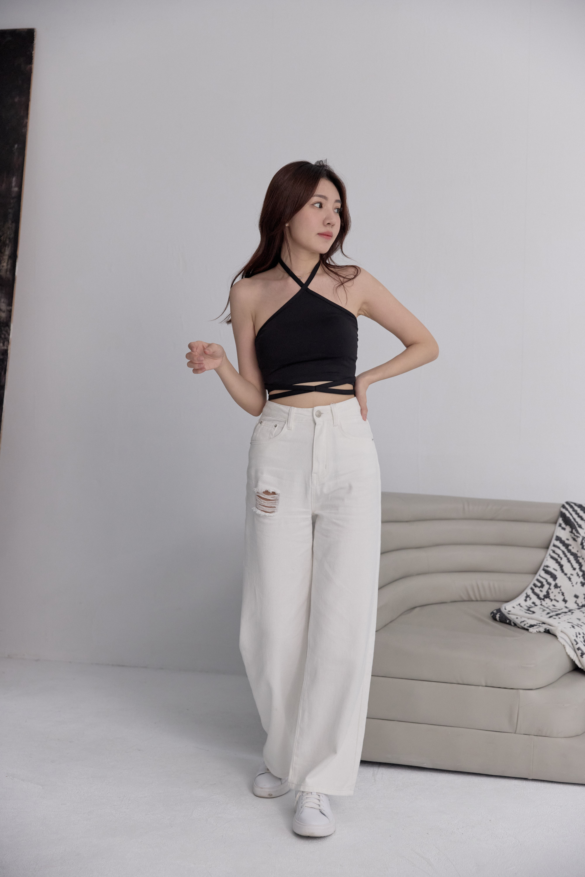 捨不得換長腿直筒白褲