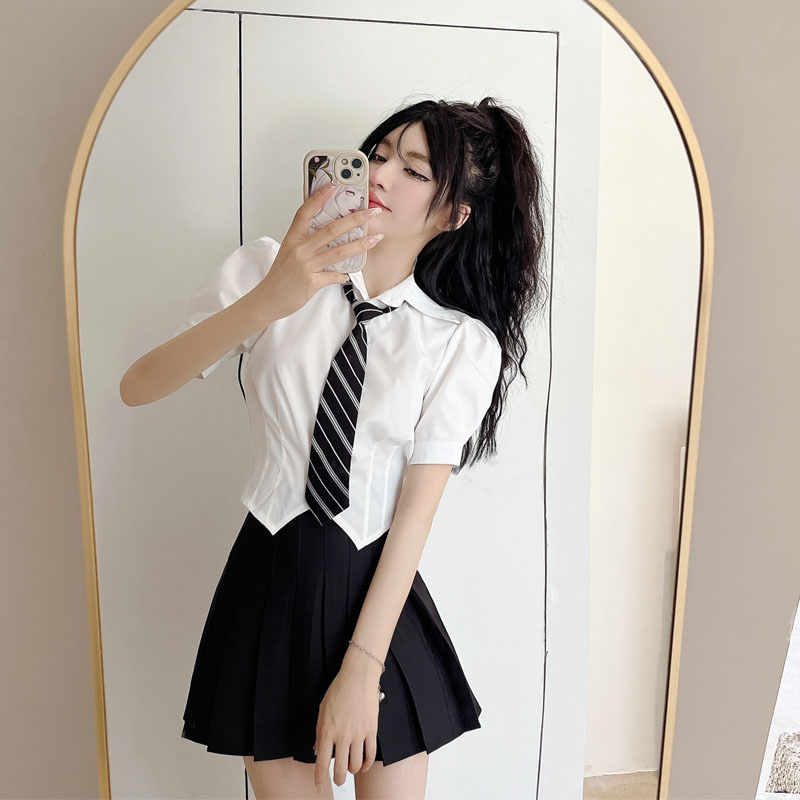 Women's Short Sleeve Shirt (Color: White) (Size: S-XL) (Contact customer service to confirm the shipping size after placing an order)