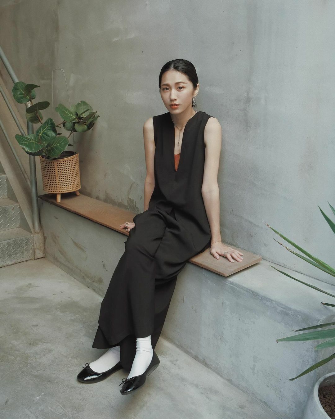 【AmiAmi穿搭分享IG OOTD】日系文青 就愛媽媽鞋 圓頭娃娃鞋