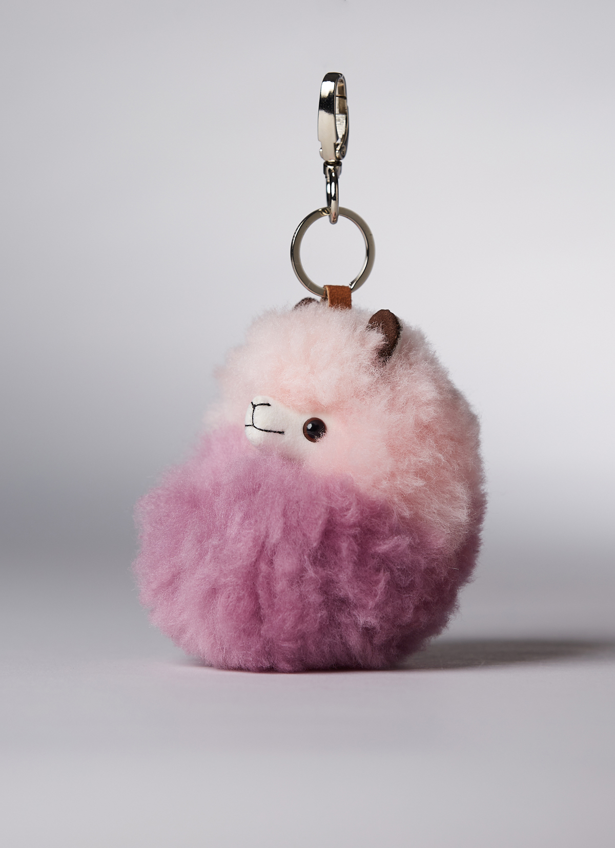 ST.MALO 秘魯工匠手工羊駝毛紫色狂想曲羊駝鑰匙圈10cm-2481UH-薰衣草粉