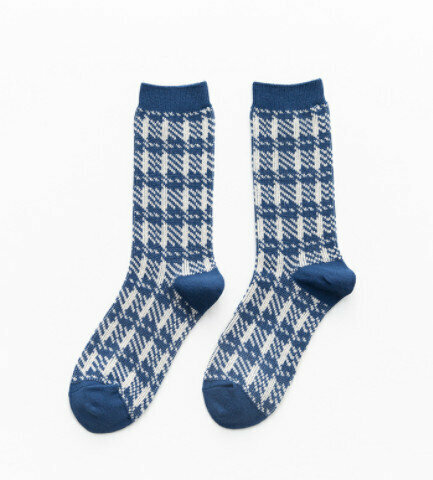 【3 pairs】Mid-rise socks autumn and winter retro ryogram British socks (blue houndstooth pattern)