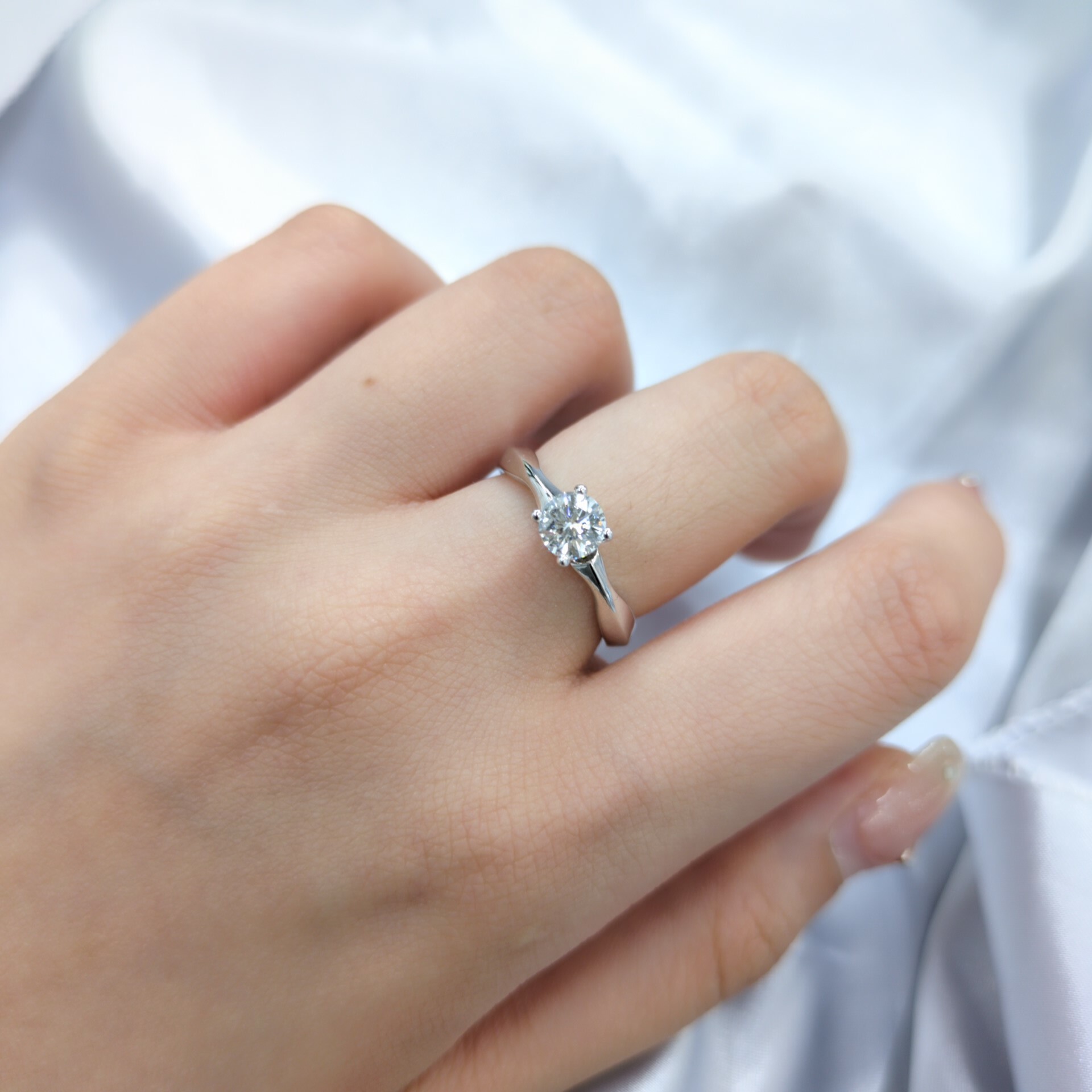 全新18K白金【單粒53份鑽石】戒指